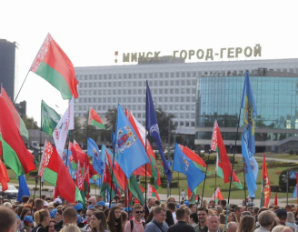 День города. Возложение цветов к обелиску «Минск — город-герой»