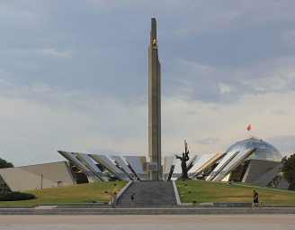 Минск — город-герой