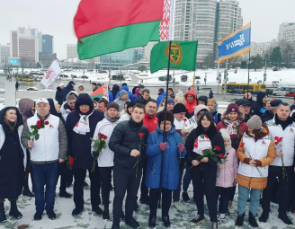 Году мира и созидания посвящается