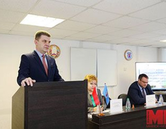 Председатель Мингорисполкома В Кухарев провел встречу с трудовым коллективом